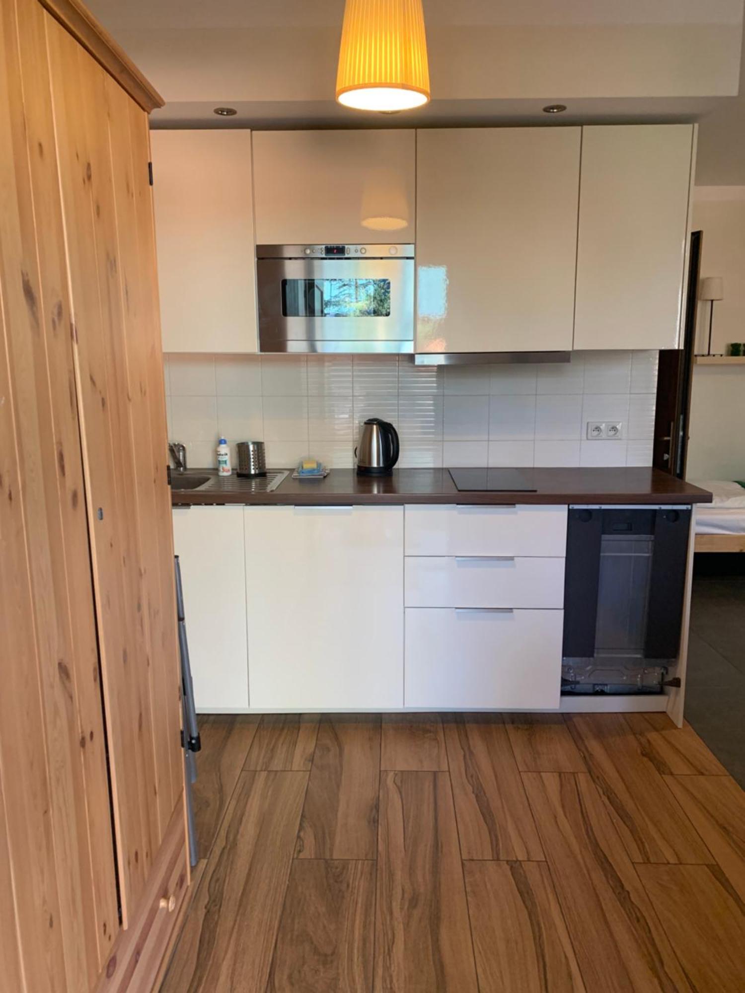 Sosnowa Mila - Domy I Apartamenty Pobierowo Exterior foto