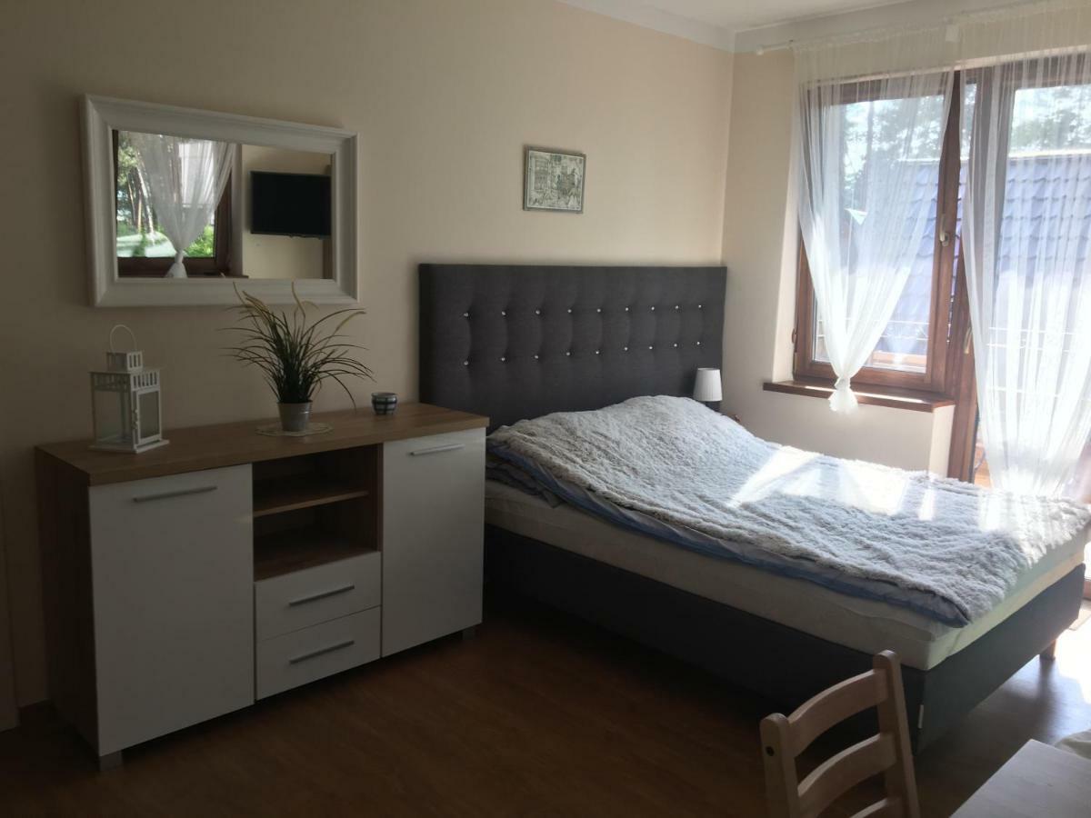 Sosnowa Mila - Domy I Apartamenty Pobierowo Exterior foto